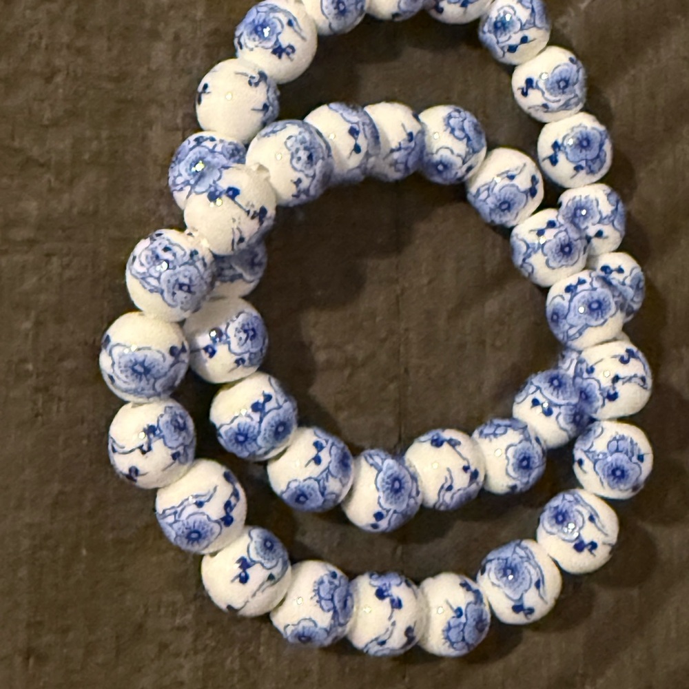 Blue and White Floral Beaded Bracelet Set